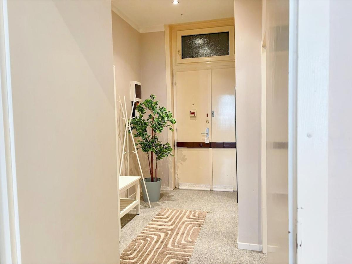For Big Groups Up To 14 I Close To Akh I Fast Wifi Apartment Wien