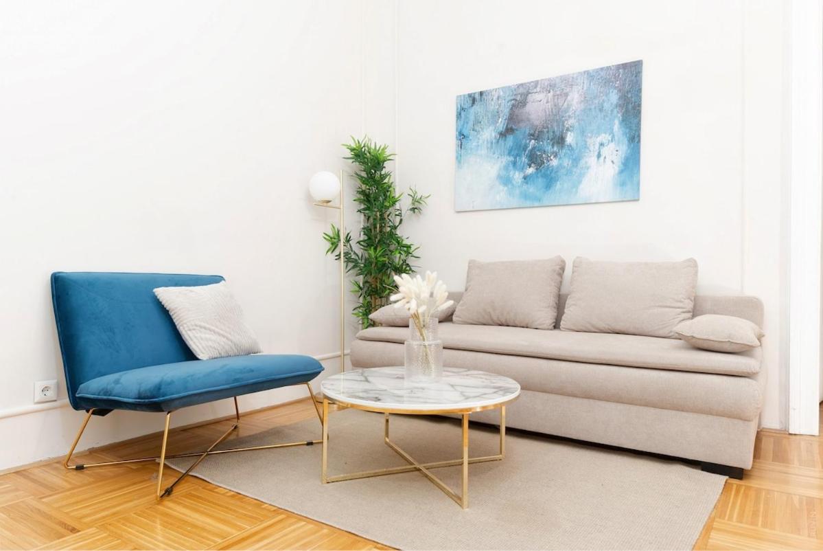 For Big Groups Up To 14 I Close To Akh I Fast Wifi Apartment Wien